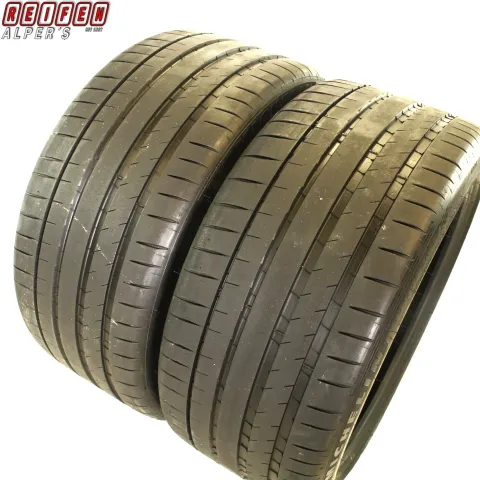 Background image for 2x  295/35 R21 107Y MICHELIN PILOT SPORT 4 SUV SOMMERREIFEN 2024