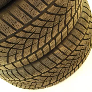 4x  275/45 R21 110H MO Goodyear UltraGrip Performance + WINTERREIFEN - Bild 2