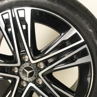 Mercedes CLA C174 18zoll SOMMER RÄDER A1744010200-0300 FELGEN - Bild 5