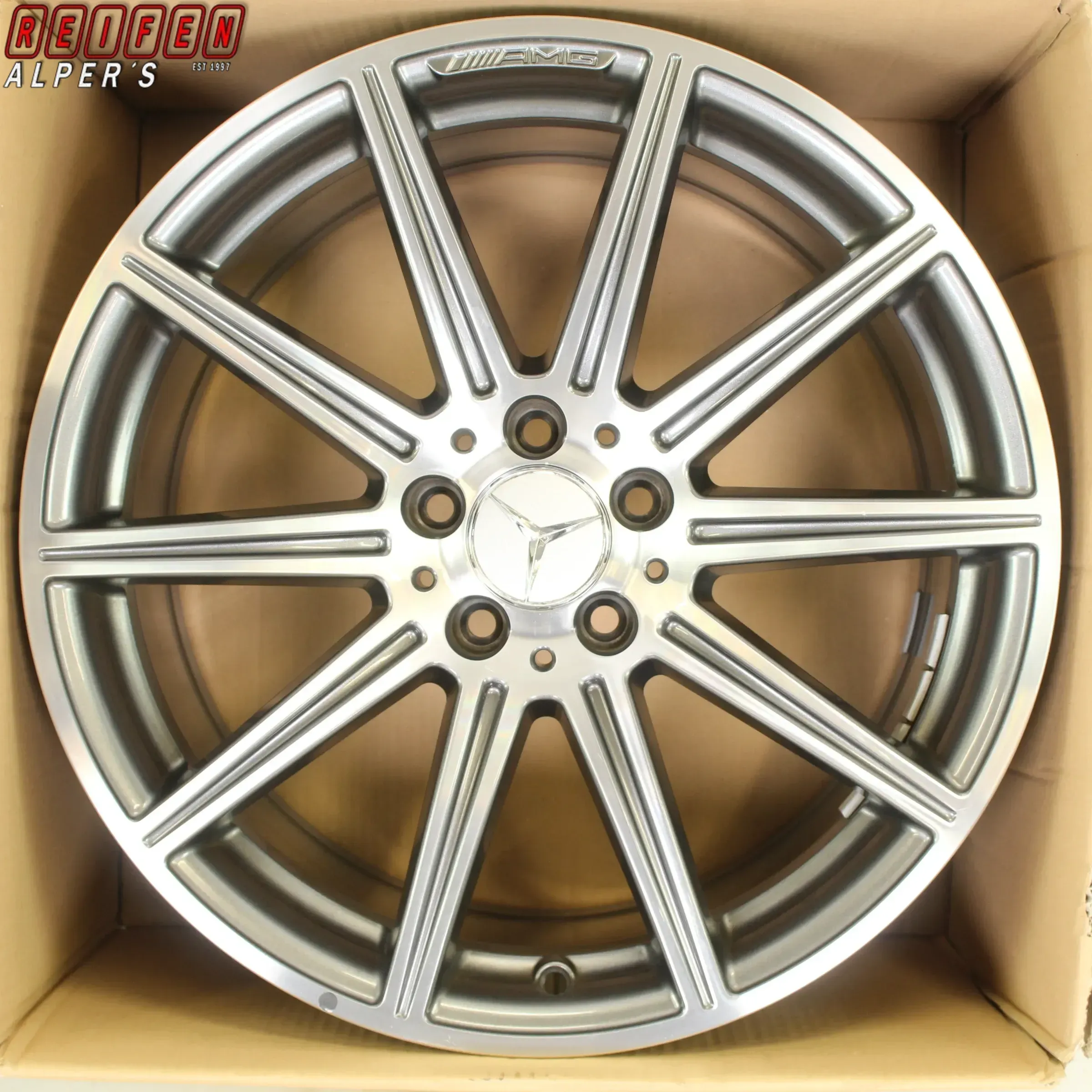 1x Mercedes E Klasse AMG E63 W212 S212 ALUFELGE  A2124015102 9,5jx19 ET52 - Bild 1