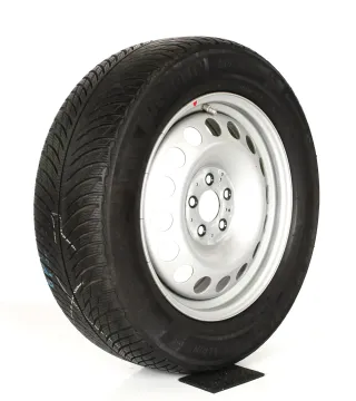 Original Mercedes V Klasse W447 17zoll WINTERRÄDER A4474011700 Winterräder + RDKS Silber 6mm 235-55-17 - Bild 3