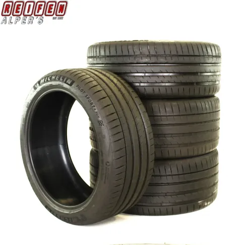 Background image for 4x 265/40 ZR21 105Y-295/35 ZR21 107Y MICHELIN PILOTSPORT 4 SUV SOMMERREIFEN