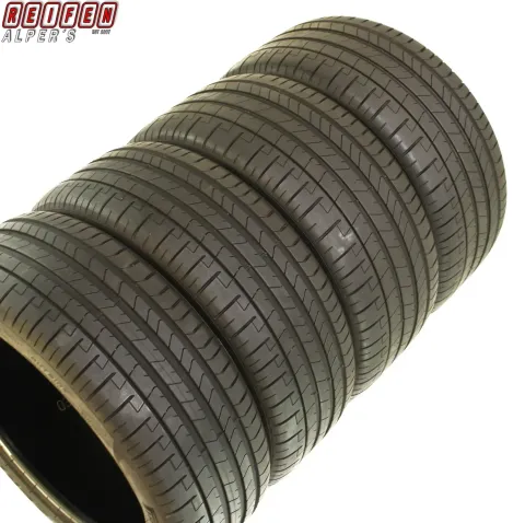 Background image for 4x 245/45 R19 102Y-275/40 R19 105Y PIRELLI PZERO PZ4 RUN FLAT SOMMERREIFEN