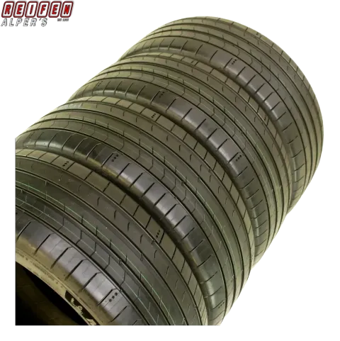 Background image for 4X  225/45 R18 95W XL  MICHELIN PILOT SPORT 5 XL SOMMERREIFEN