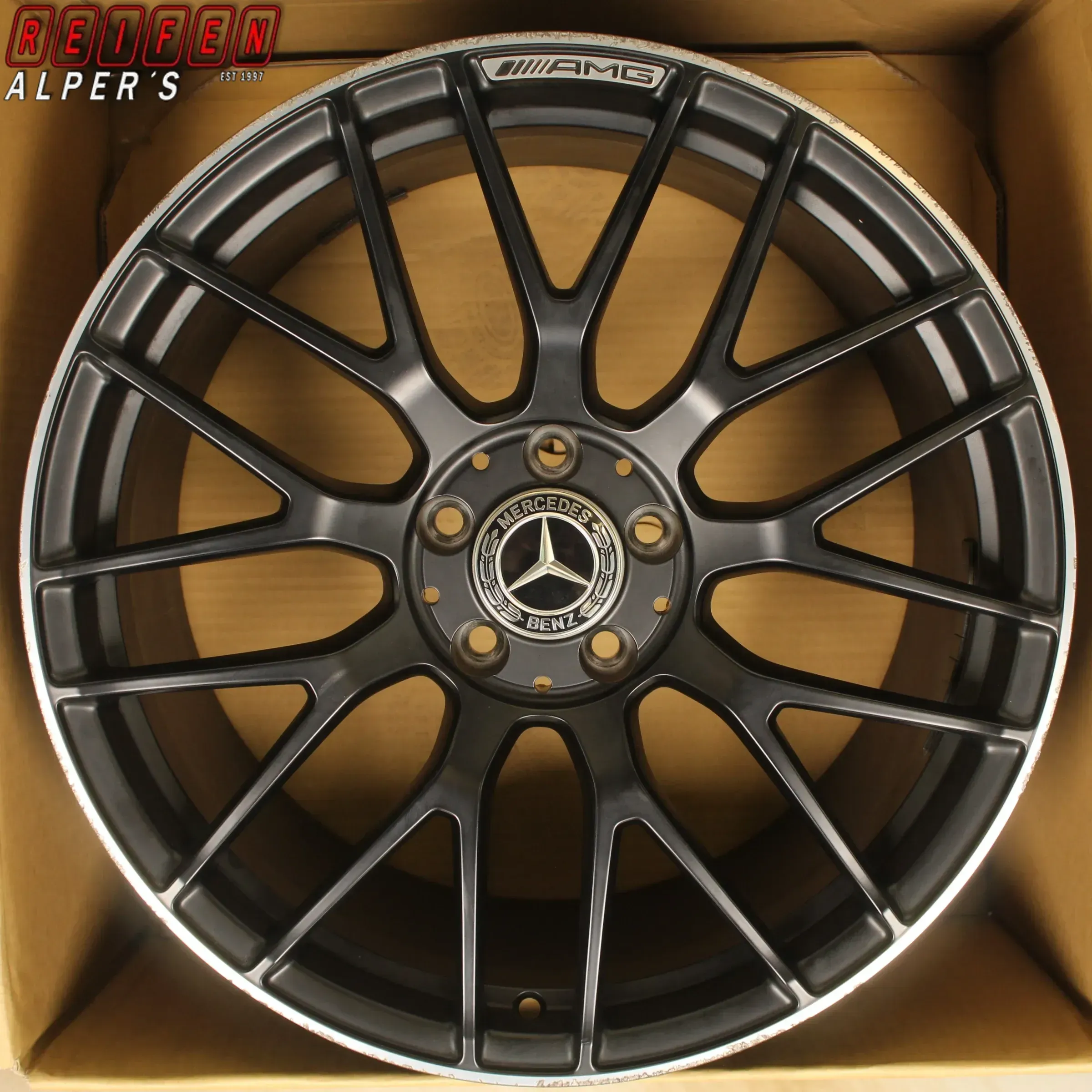 1x Mercedes W205 C63 S AMG ALUFELGE A2054016000 10,5jx19 ET57 - Bild 1