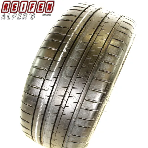 Background image for 1x  275/35 R19 100Y XL * MICHELIN PILOT SPORT 4S SOMMERREIFEN NEU