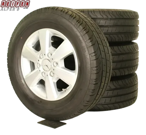 Background image for MERCEDES SPRINTER W907-W910 16ZOLL SOMMERRÄDER  rdk A9074012700 ORIGINAL