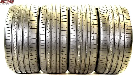Background image for 4x  265/40 R20 104W-295 35 R20 105W PIRELLI PZERO PZ4 SOMMERREIFEN TOP