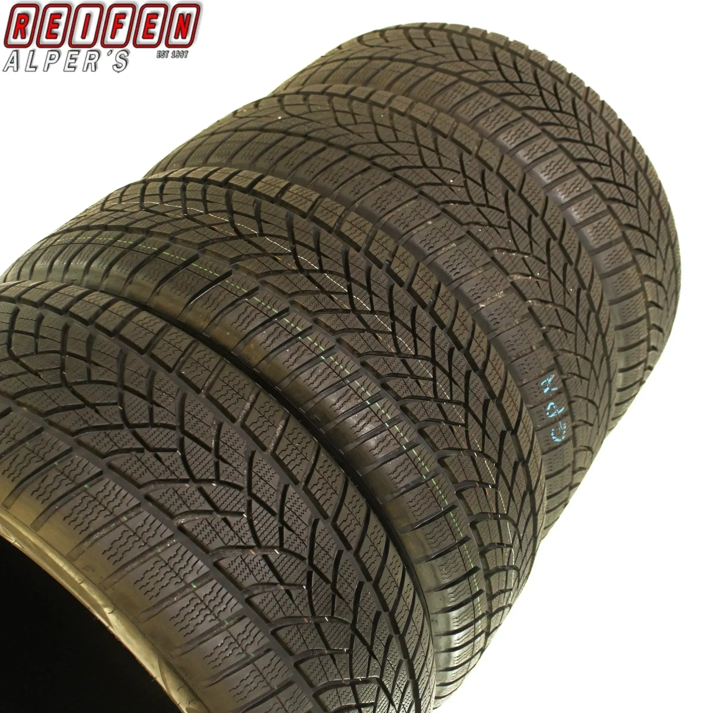 2X 265/40 R21 105H XL GOODYEAR ULTRAGRIP PERFORMANCE+ WINTERREIFEN - Bild 1